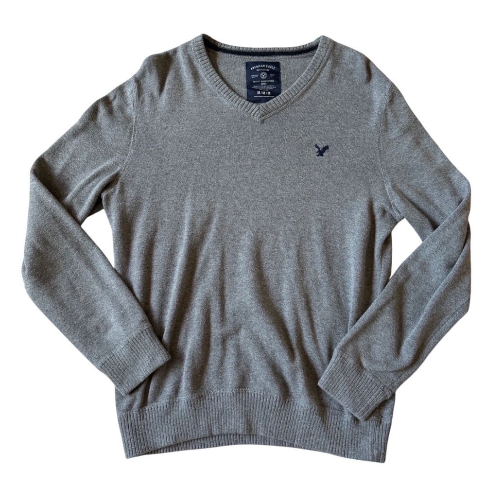 American Eagle Mens Heather Gray V-Neck Sweater Long Sleeve Eagle Logo Size M